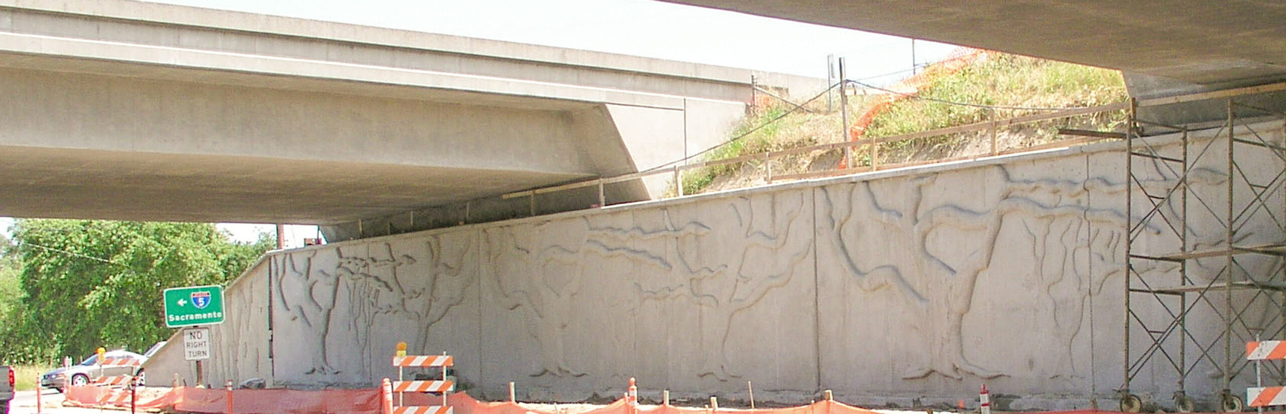 8 Mile Road Retaining Walls and Signs • Stockton, CA