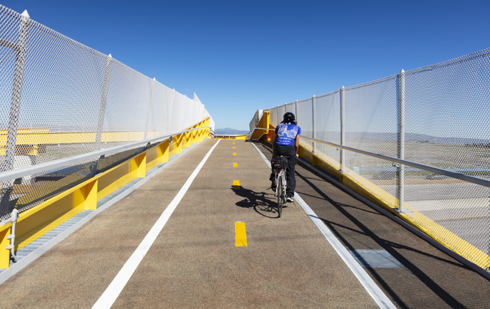 Bayfront Expressway Pedestrian and Bicycle Overcrossing