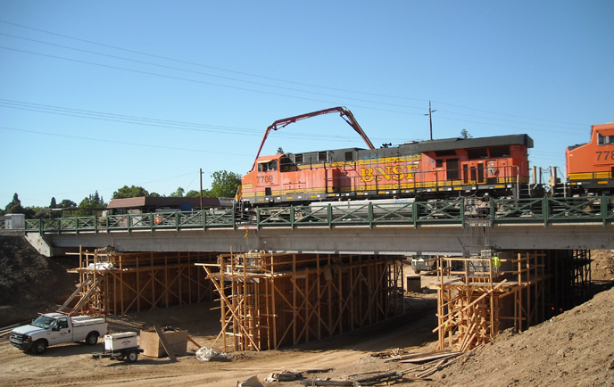 G Street / BNSF Underpass